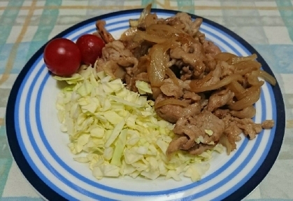 途中から主人が作ってくれました。玉ねぎ入りで、簡単で美味しかったです。