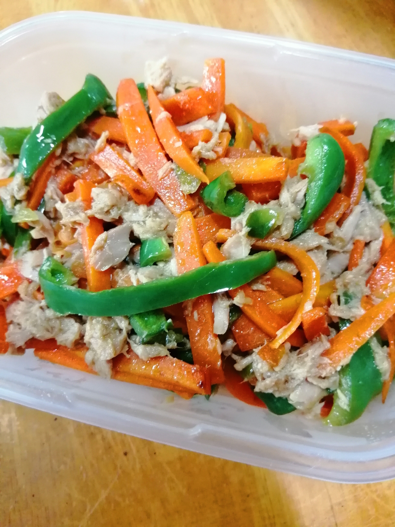 人参とピーマンのシーチキン炒め