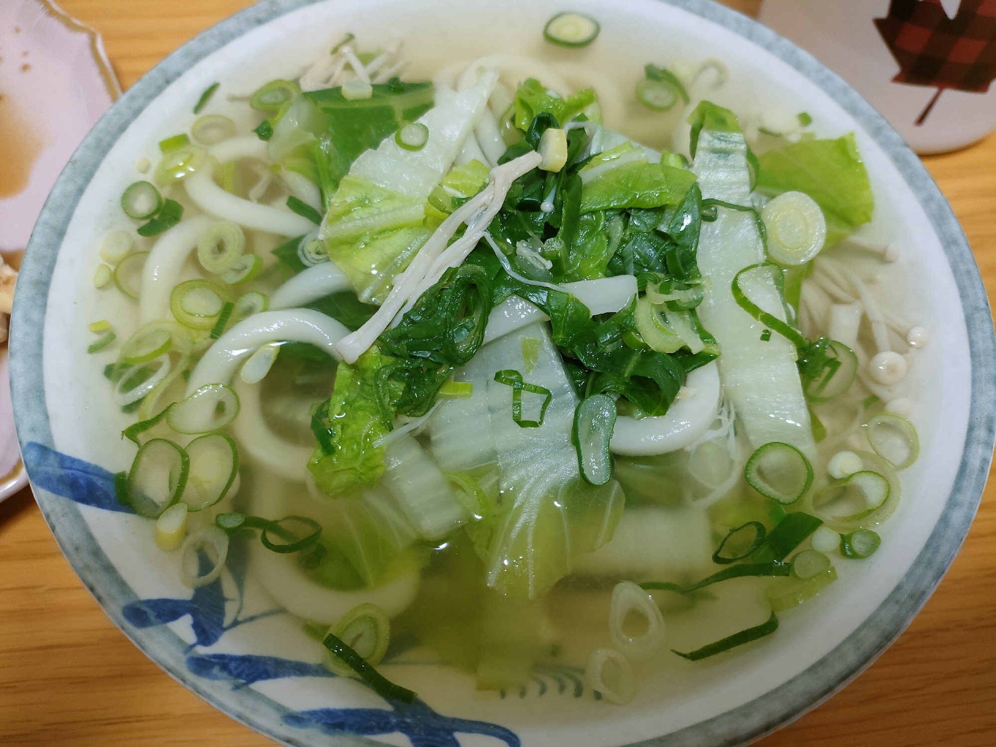 だし香る温かいうどん