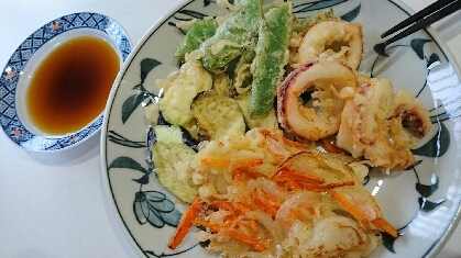 小麦粉でサクサクの天ぷらが出来ました！美味しかったです(*^^*)