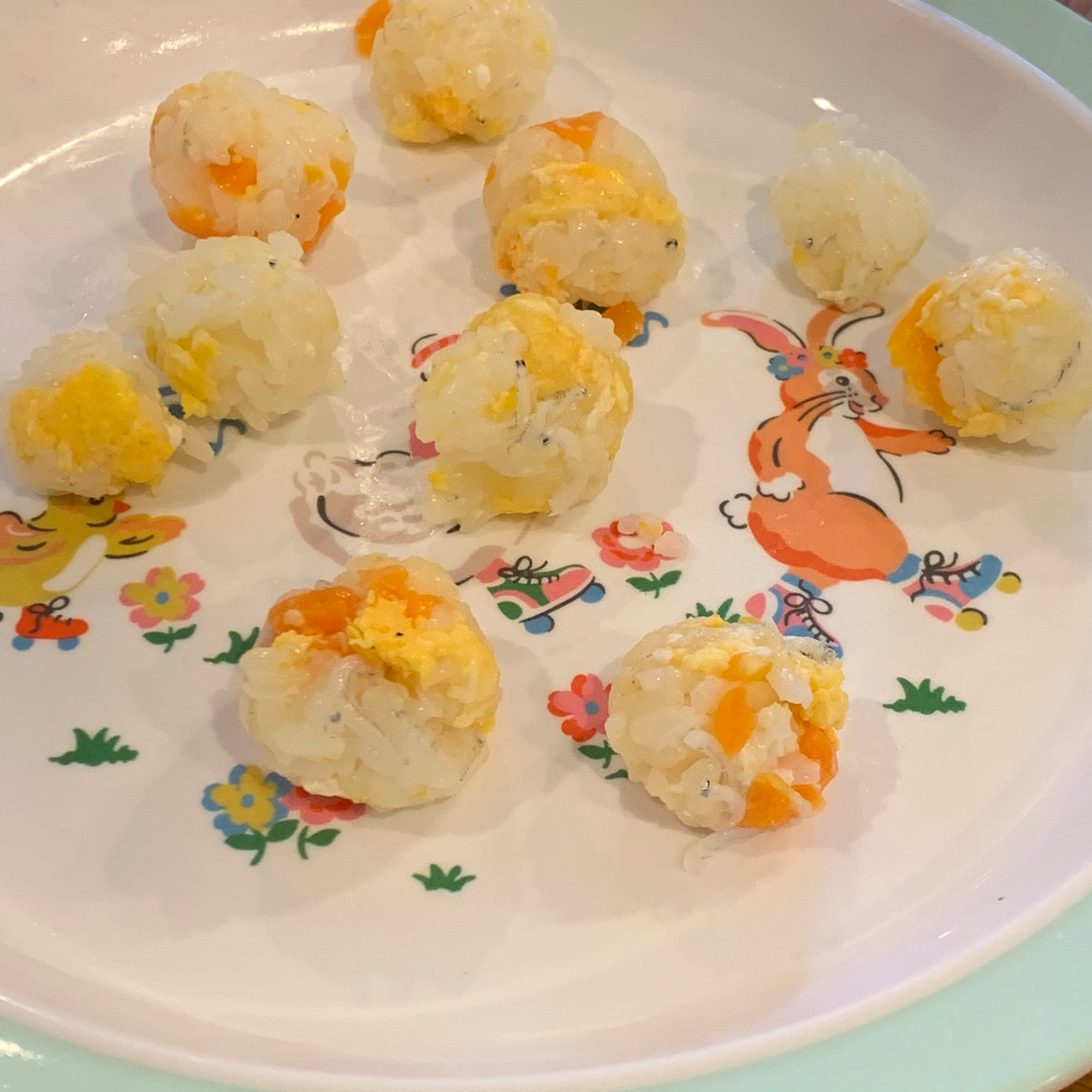 離乳食後期 しらす玉子チーズおにぎり レシピ 作り方 By Mama Shark 楽天レシピ