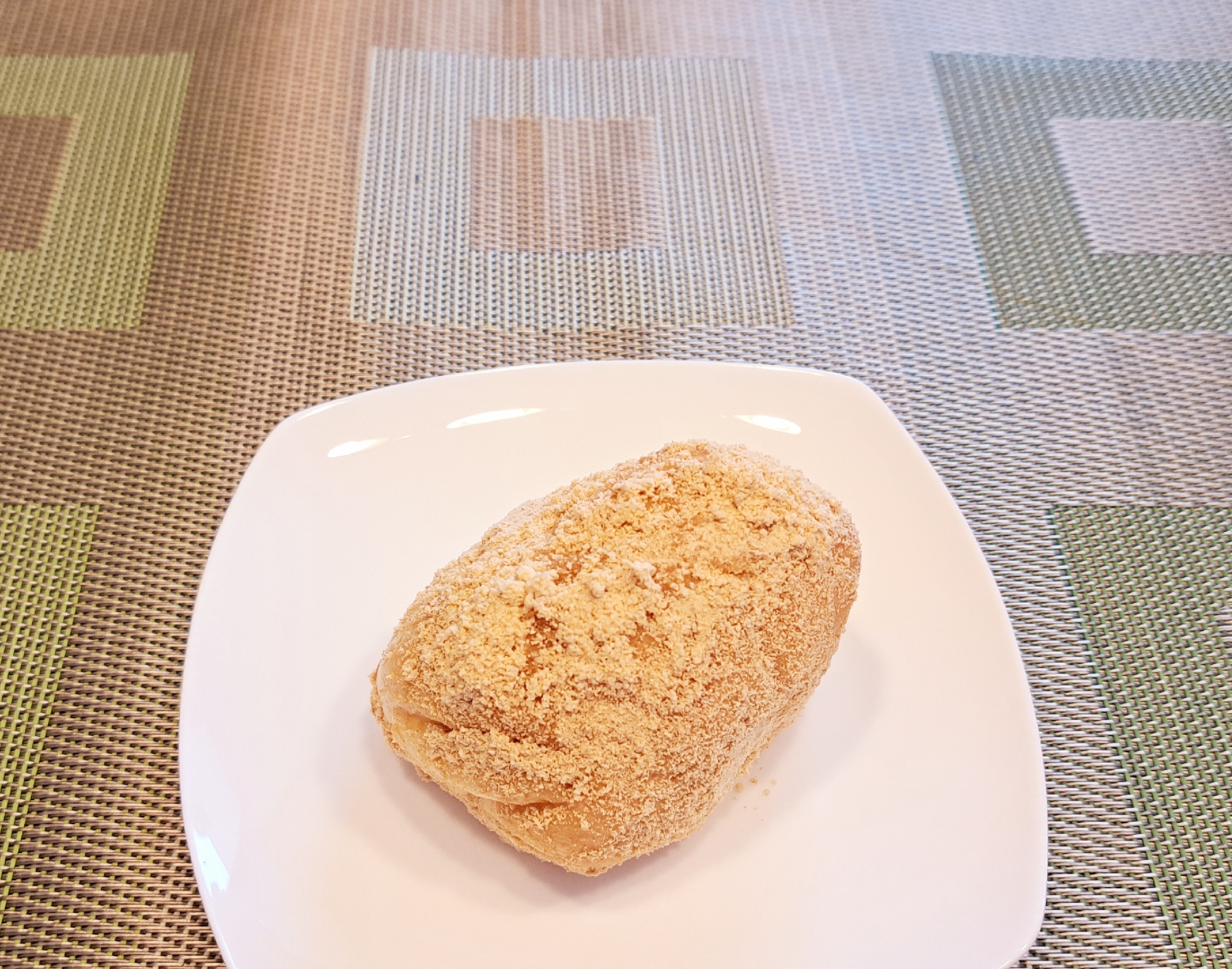 コストコのディナーロールで きな粉揚げパン