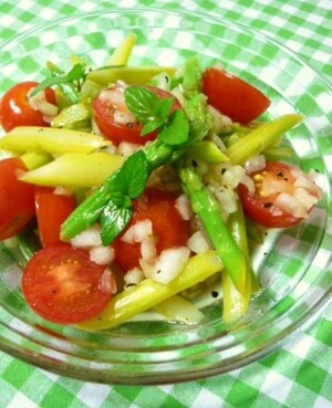 自家製玉ねぎドレッシングで☆アスパラ＆トマトサラダ レシピ・作り方