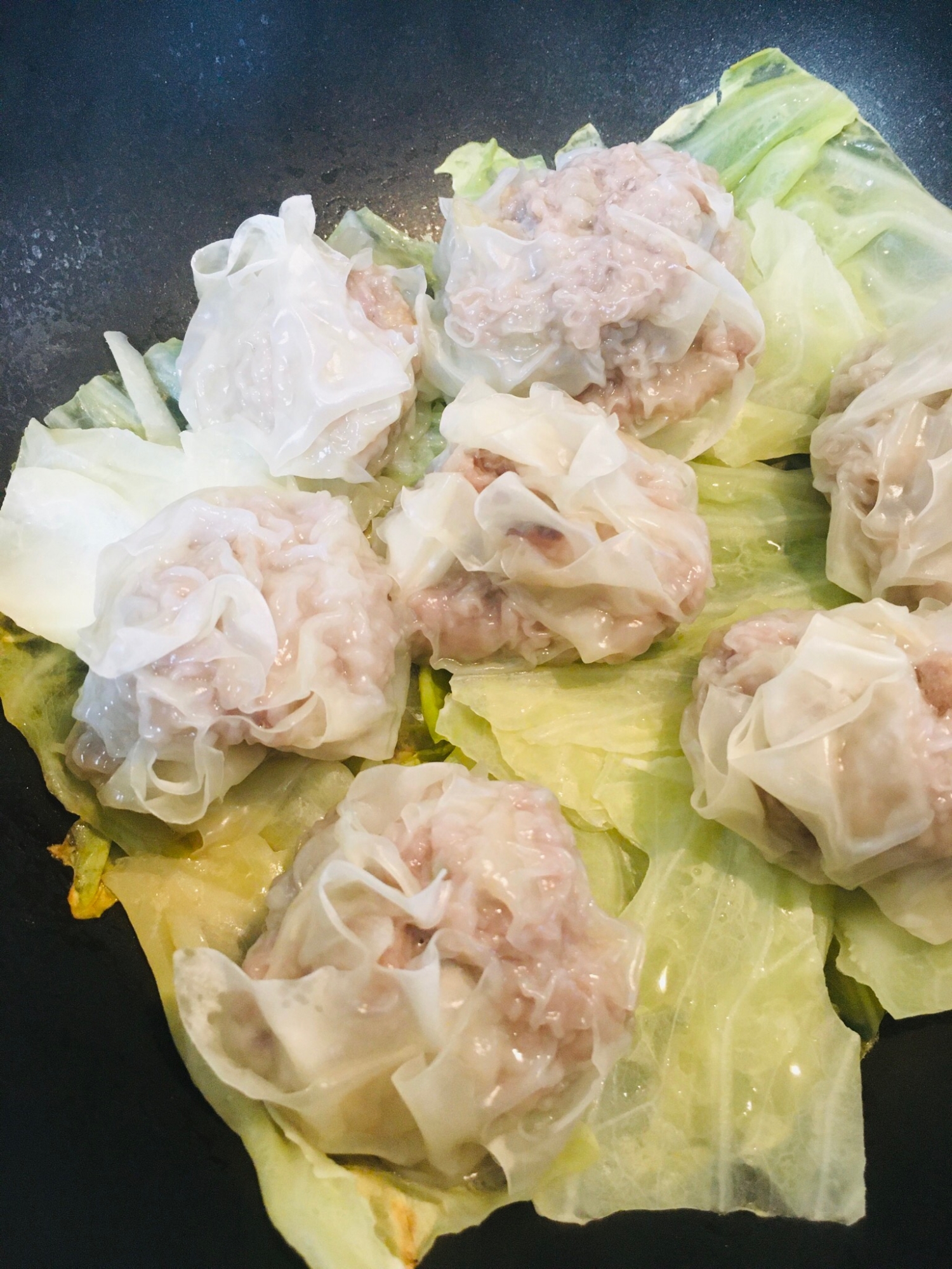 シュウマイ キャベツをしいてフライパンで レシピ 作り方 By Mamimumai 楽天レシピ