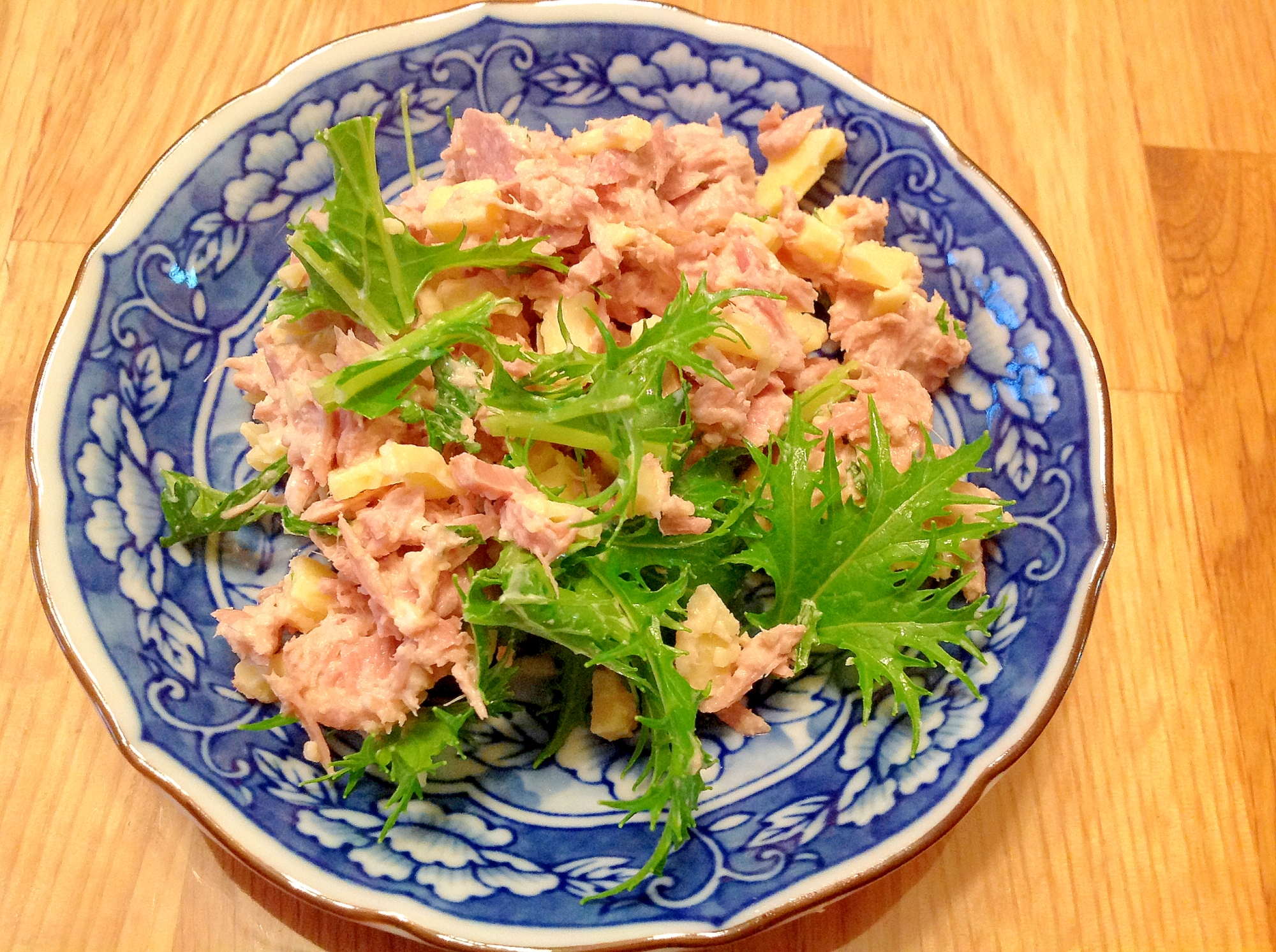 水菜と大葉とチーズ入りツナサラダ