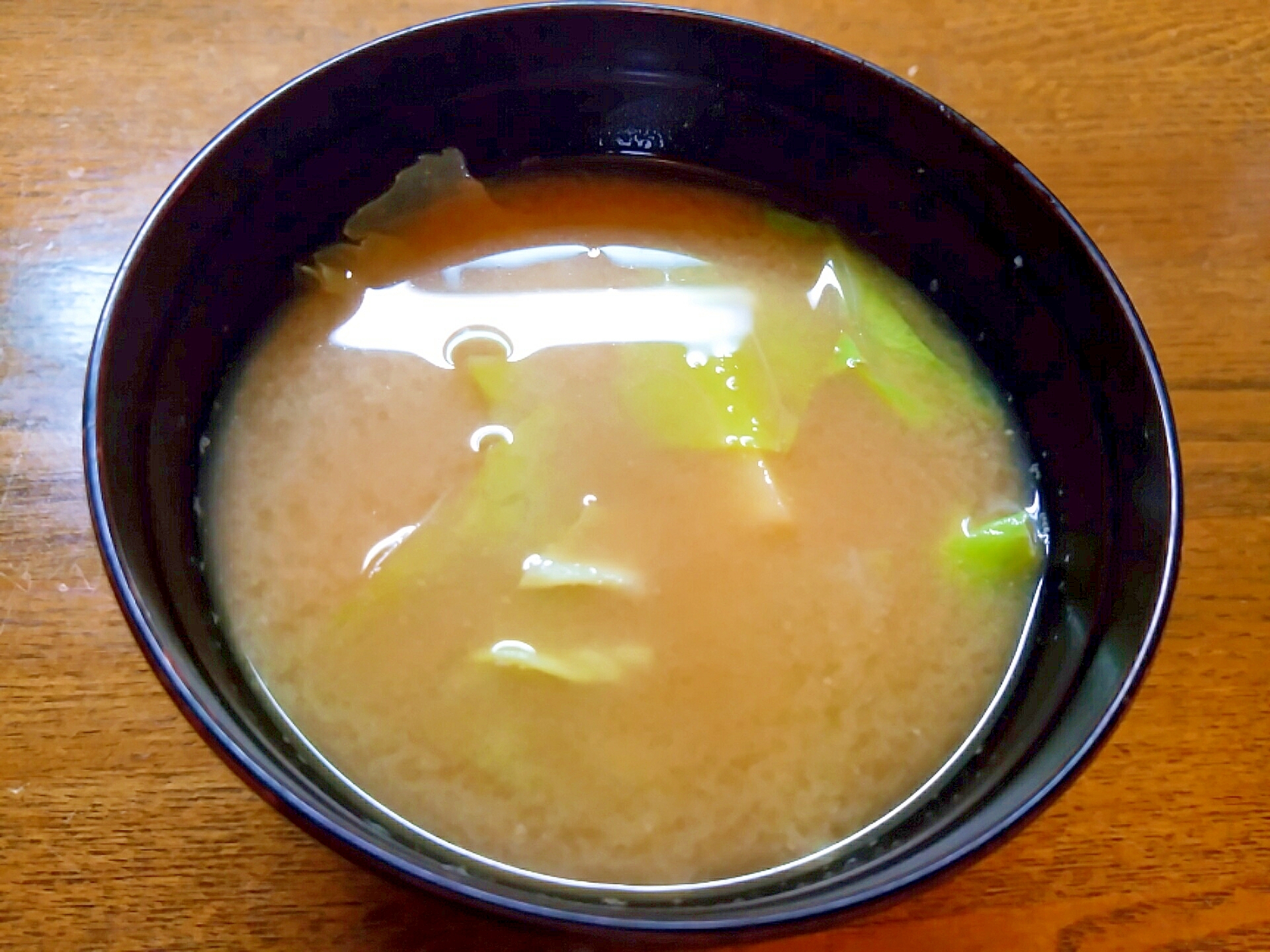 キャベツとじゃが芋の味噌汁