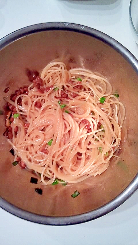 パスタさえ茹でれば夜食でもすぐ！納豆パスタ！