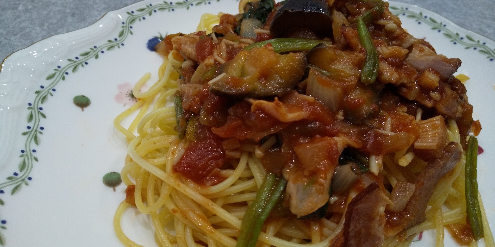 醤油とトマト缶でトマトソースパスタ レシピ 作り方 By かるかんおごじょ 楽天レシピ 醤油とトマト缶でトマトソースパスタ レシピ 作り方 By かるかんおごじょ 楽天レシピ
