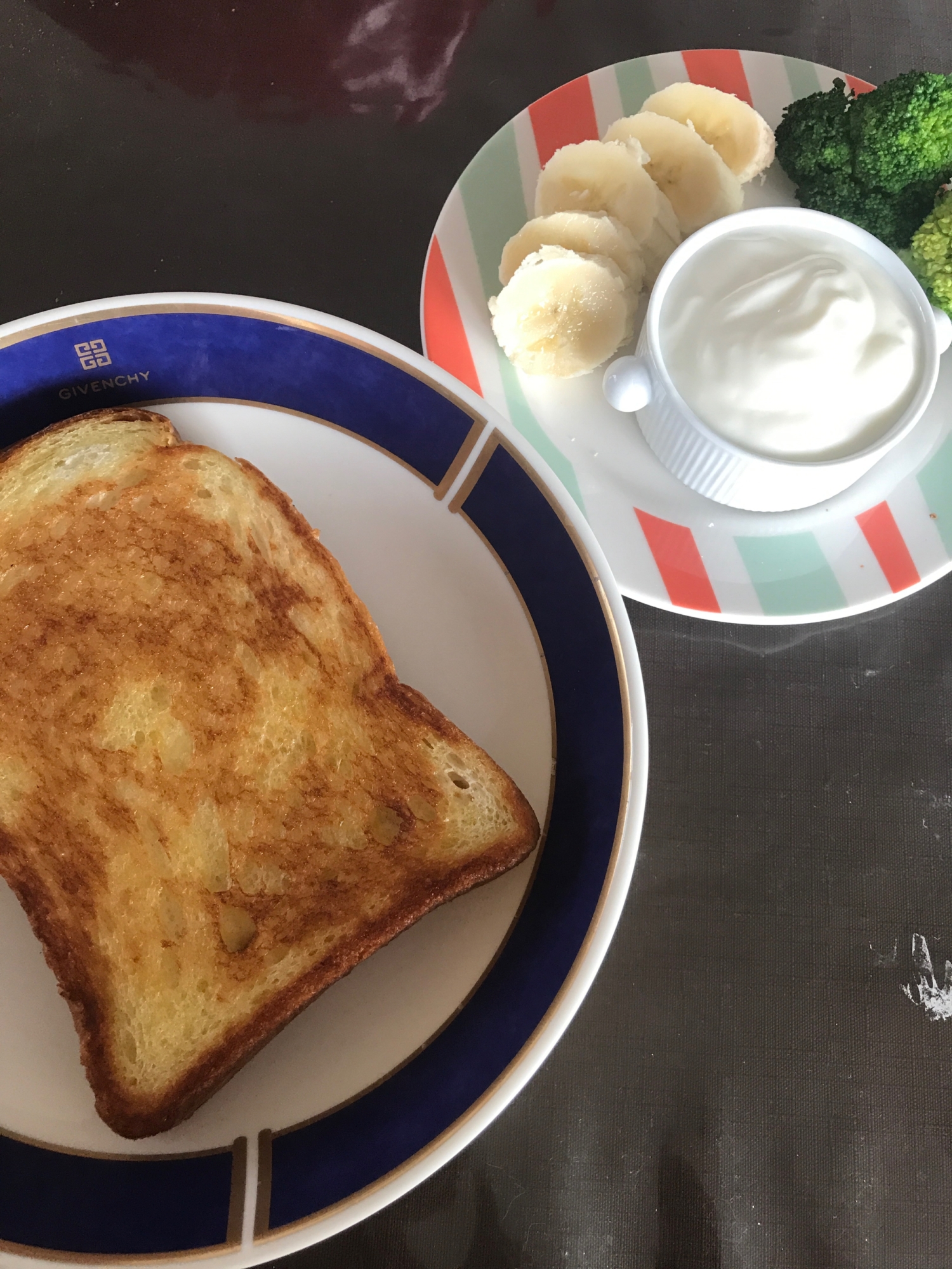 パンの朝食プレート