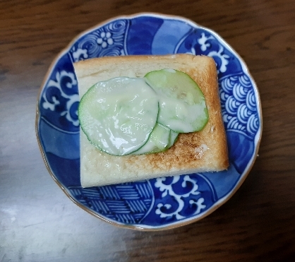 おはようございます。朝食に。簡単に美味しくできました。レシピ有難うございました。