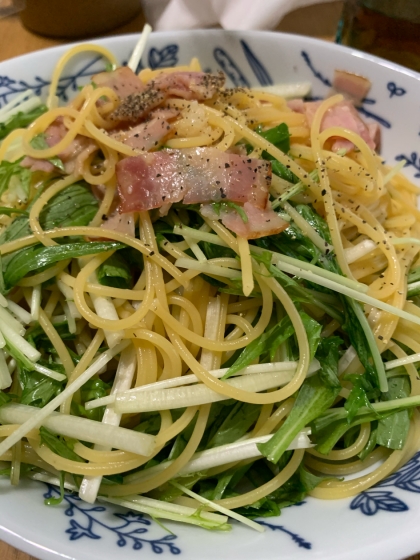 水菜＆ベーコンの和風パスタ