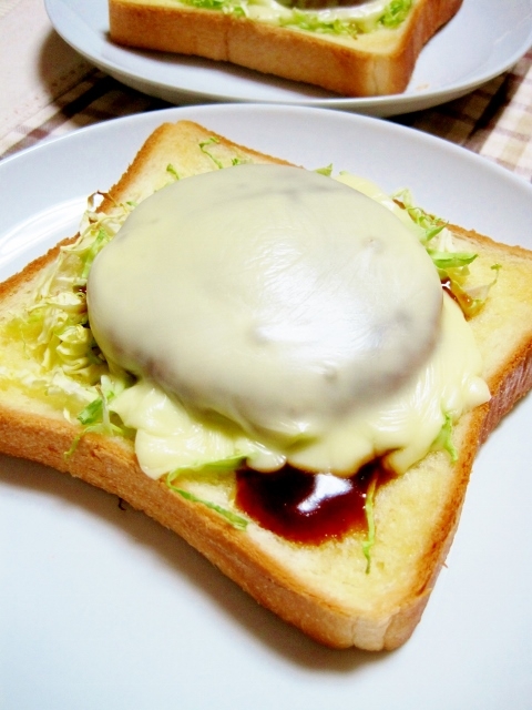 余り物リメイク☆チーズ・ハンバーグ・トースト