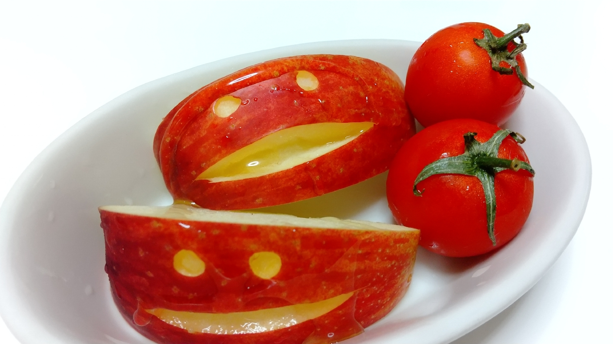 ハロウィンの朝食に☆りんご飾り！