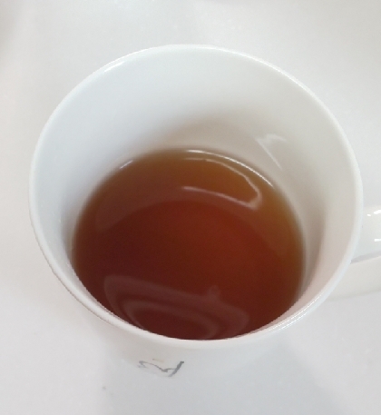つやこさん、こんにちは✨この時期にのどに効く紅茶うれしいです☘️今日は暖かいですが、また寒くなるみたいで、体調気をつけたいですね♥️3月もう終わりですね！早い～