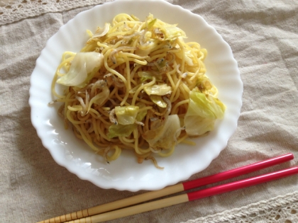 塩焼きそば（中華スープの素・ウェイパー使用）