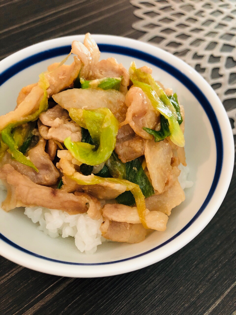 お弁当やランチに☆サクッと甘辛味噌豚丼◎一人前