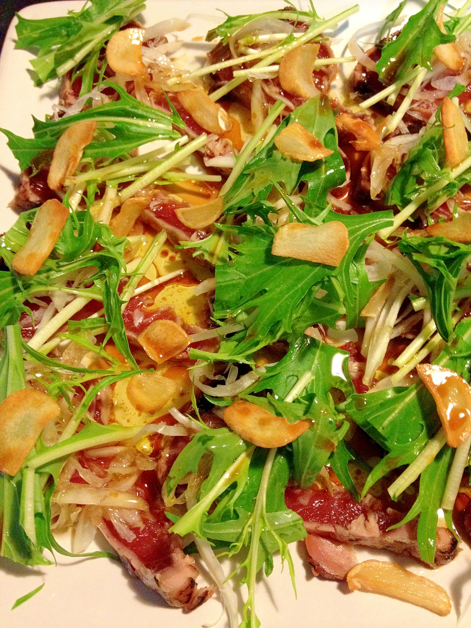 ガーリックたっぷり カツオと水菜のサラダ レシピ 作り方 By きのこのみみ 楽天レシピ ガーリックたっぷり カツオと水菜のサラダ レシピ 作り方 By きのこのみみ 楽天レシピ