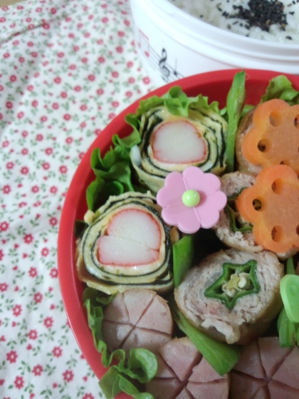 まめさん、おはよ～！今日も寒いね（＞＜）
薄く焼きすぎて逆に巻きにくかったぁ（ＴＴ）練習しなきゃ！でも見た目カワイイし♪長女も大喜び！
今日もご馳走様☆