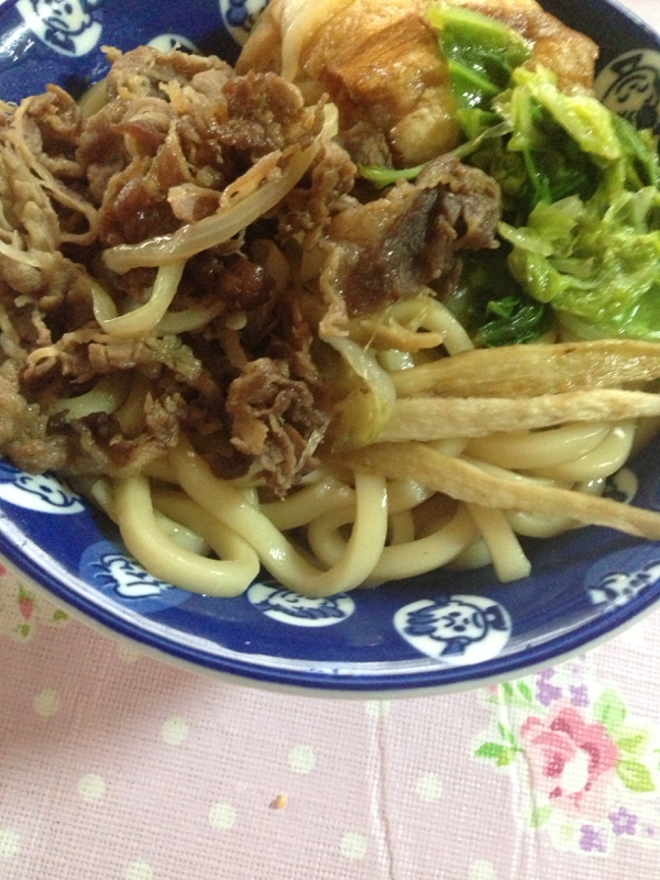 《牛肉うどん》