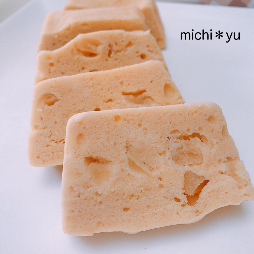 レンジで3分♪ 米粉で作るりんごときなこの蒸しパン