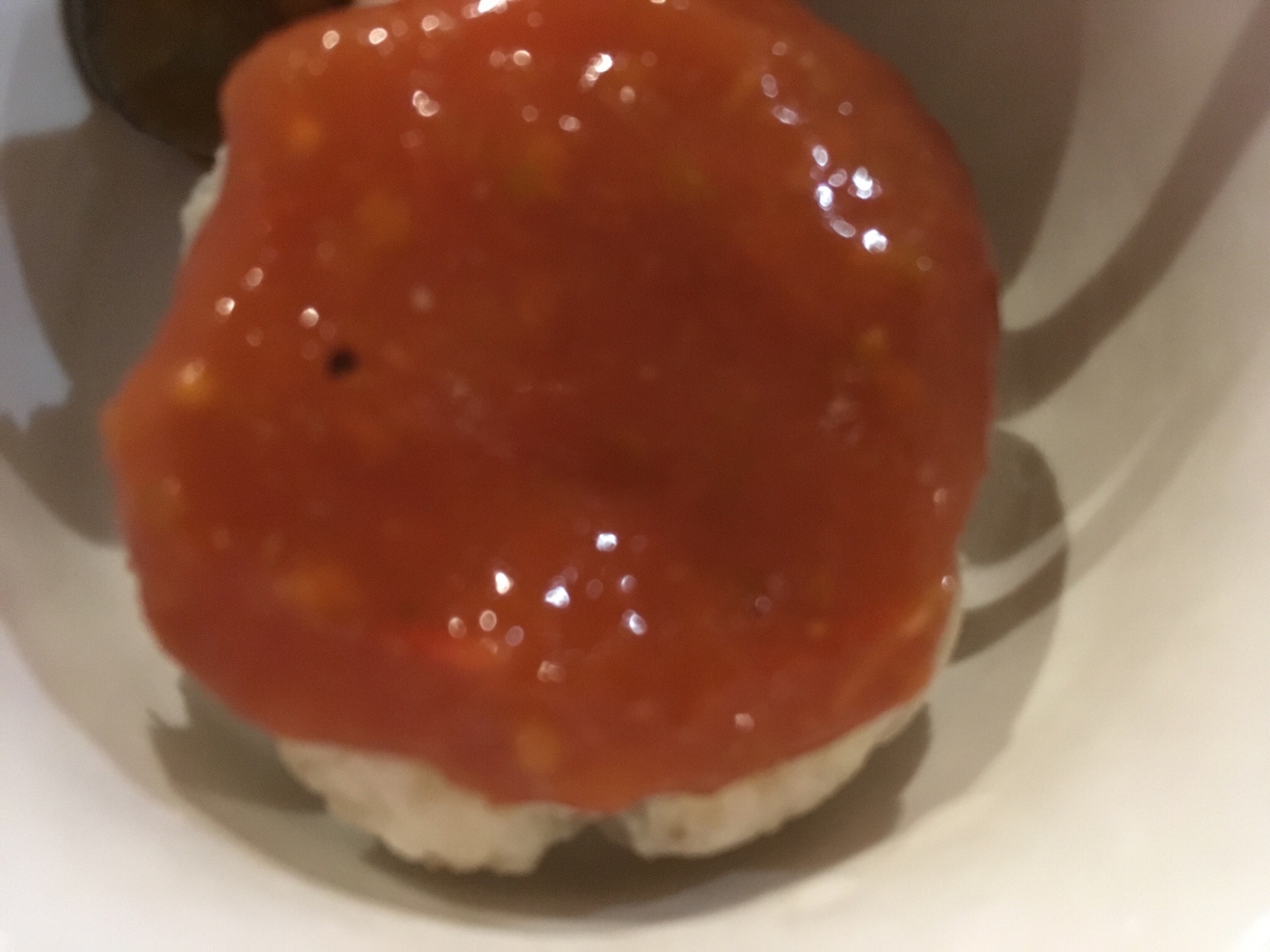 豆腐ハンバーグ トマトソースかけ