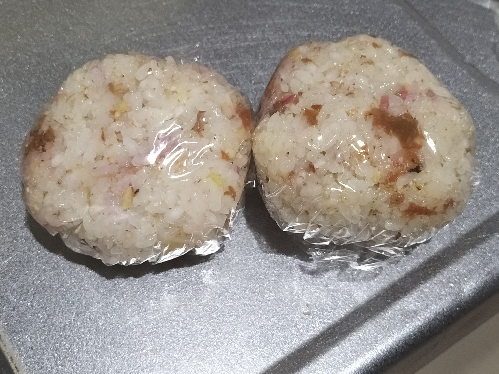 炊飯器で簡単作り置き♪梅とミョウガのモチモチおこわ