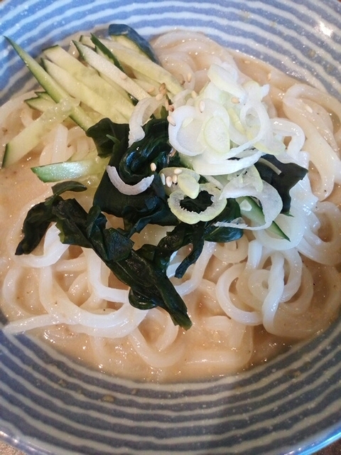 ごま汁うどん