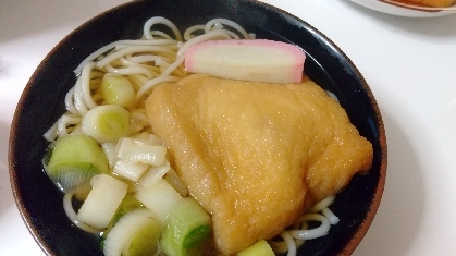 きしめんのきつねうどん