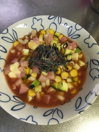 暑くて食欲が落ちていた子供に作ってみました。チーズとベーコンとマカロニが大好きなので喜んでたくさん食べてくれました。食欲が落ちてない私も大好きになりました（笑）