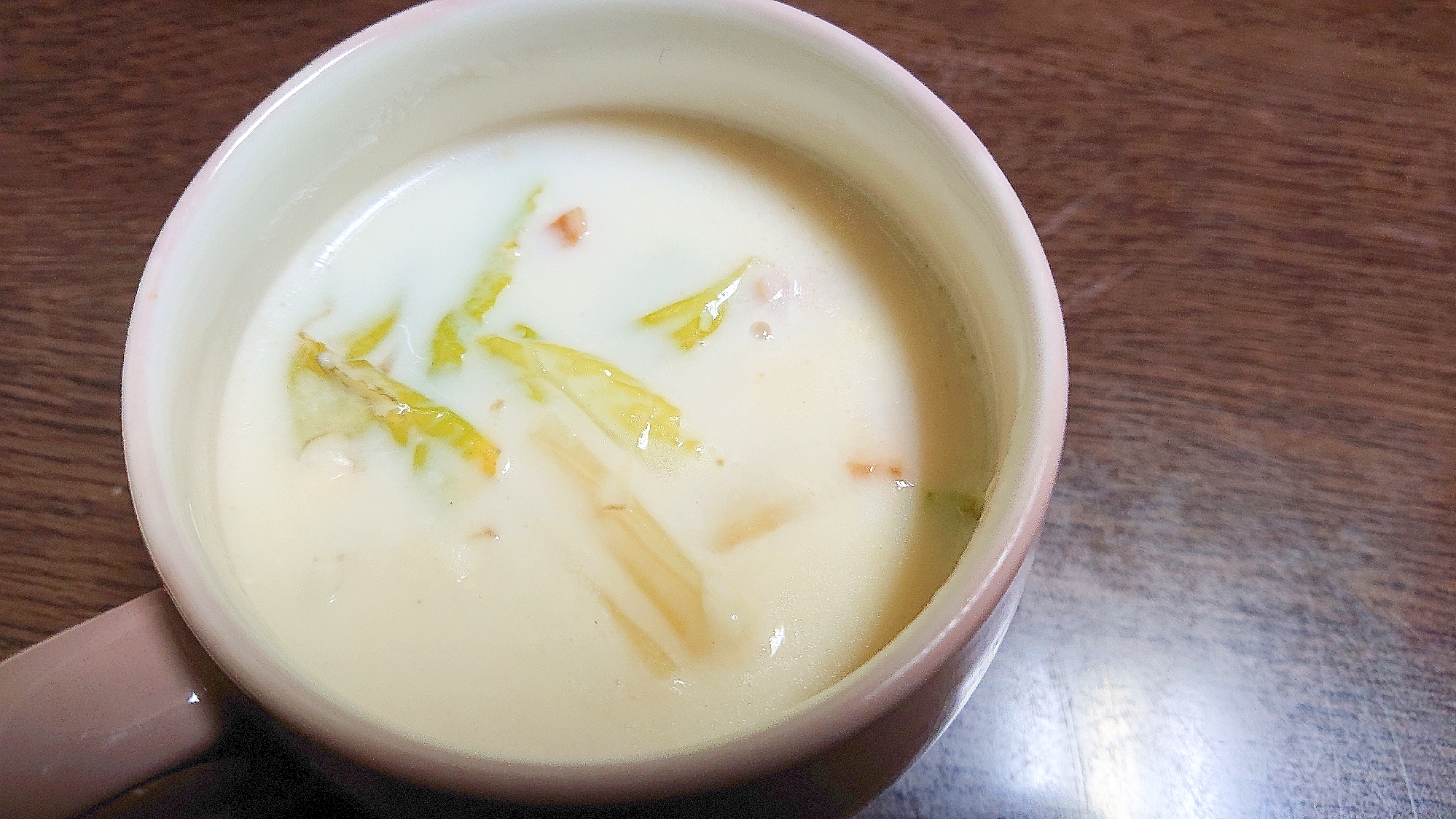 白菜とベーコンのジンジャーミルクスープ