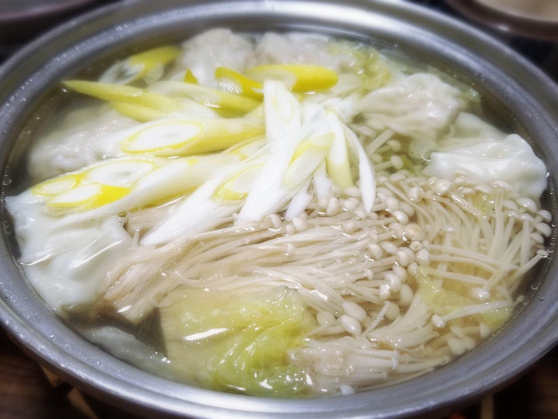 白だしで超簡単 シュウマイ鍋 母の味 レシピ 作り方 By こぶた 楽天レシピ