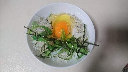 玉子ご飯もしらすも美味しいですね。使う醤油で味が変わりますね