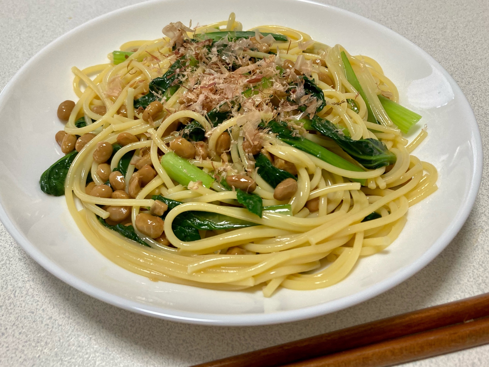 和えるだけ☆納豆と小松菜の和風パスタ