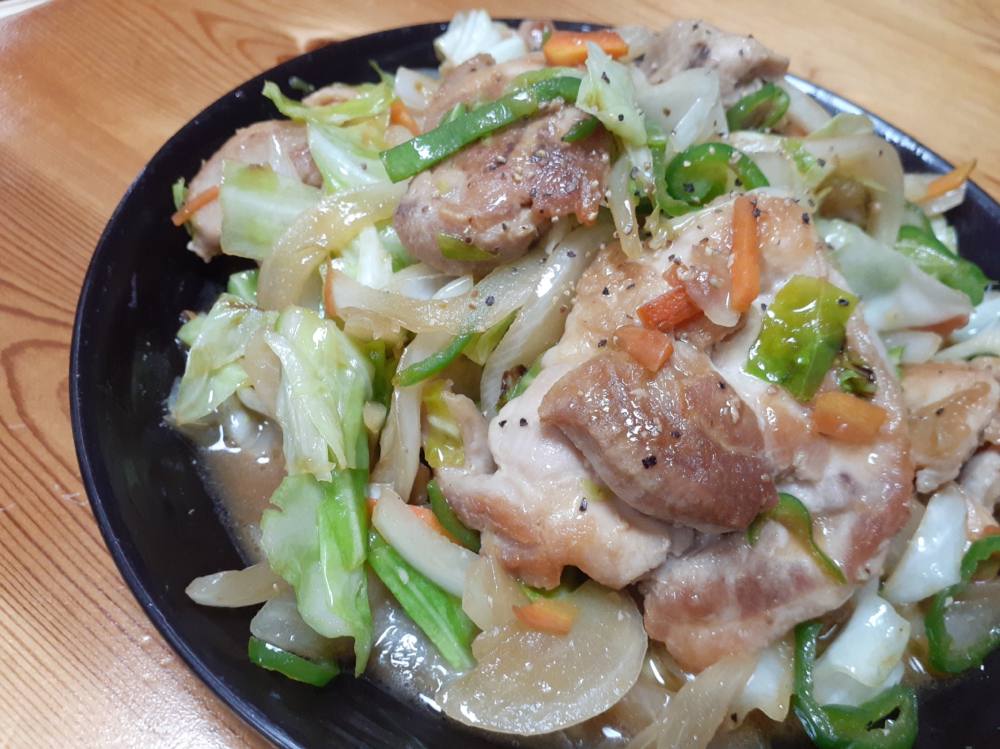 今晩は大皿で 鶏ももの野菜たっぷりガリバタ醤油 レシピ 作り方 By アラレぽ 楽天レシピ 今晩は大皿で 鶏ももの野菜たっぷりガリバタ醤油 レシピ 作り方 By アラレぽ 楽天レシピ