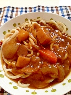 次の日のカレーで。和風カレーあんかけうどん。