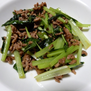 小松菜と挽き肉の生姜醤油煮