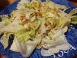 手作りごまドレで♪レタスサラダ