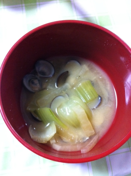シジミと小松菜の味噌汁