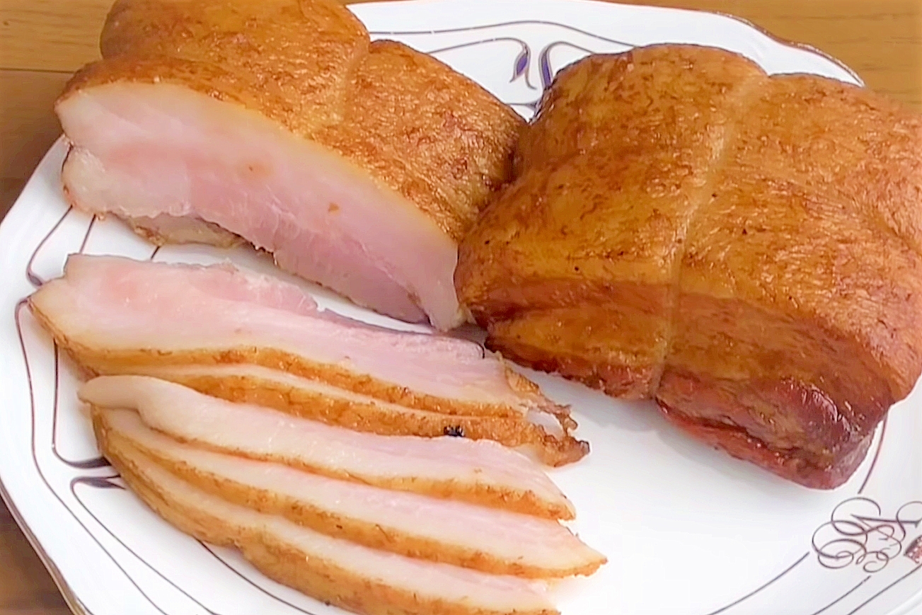 燻製器で!自家製ベーコン