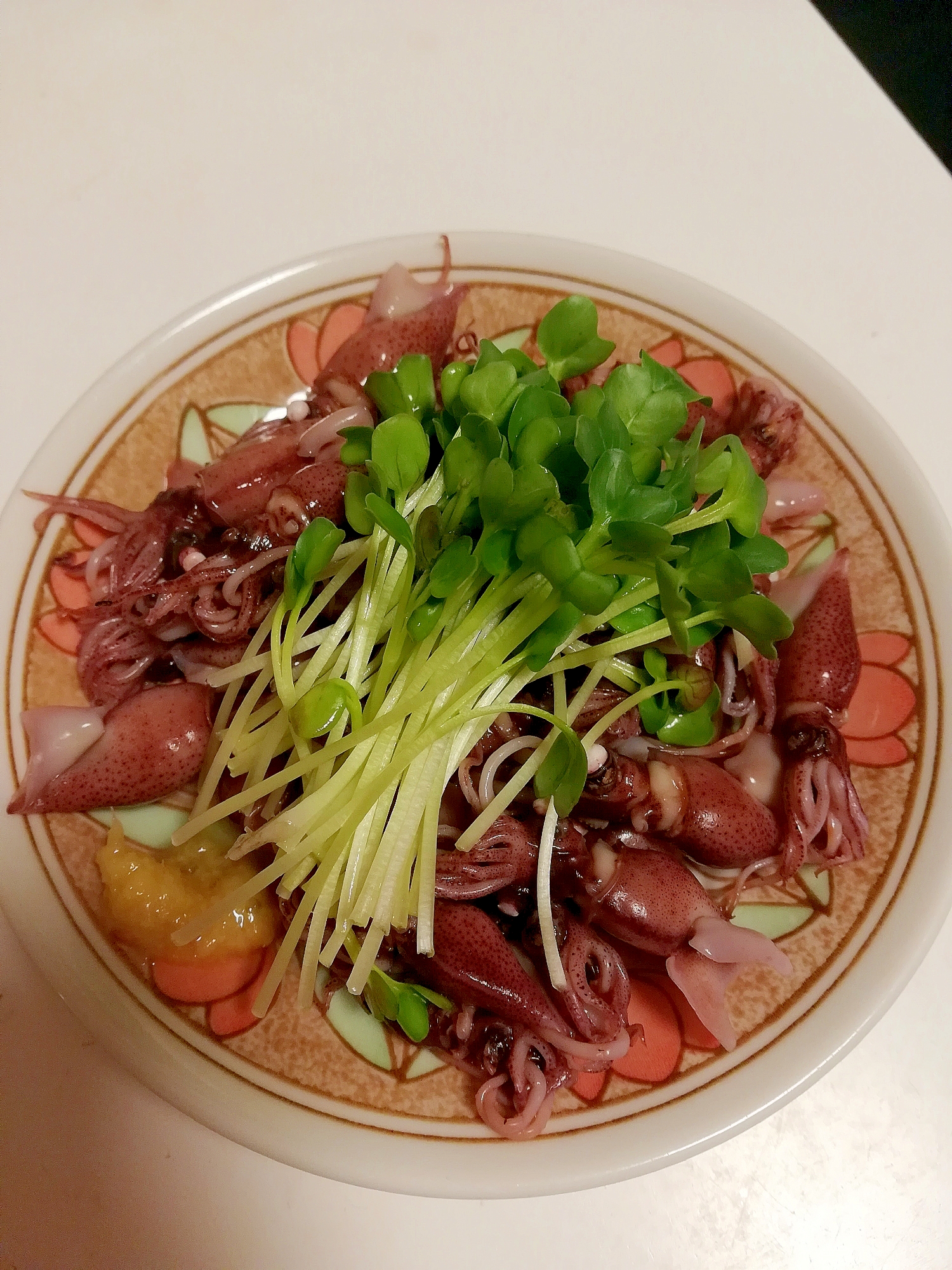 簡単おつまみ ホタルイカとかいわれ大根 生姜風味 レシピ 作り方 By みずたまsweet 楽天レシピ