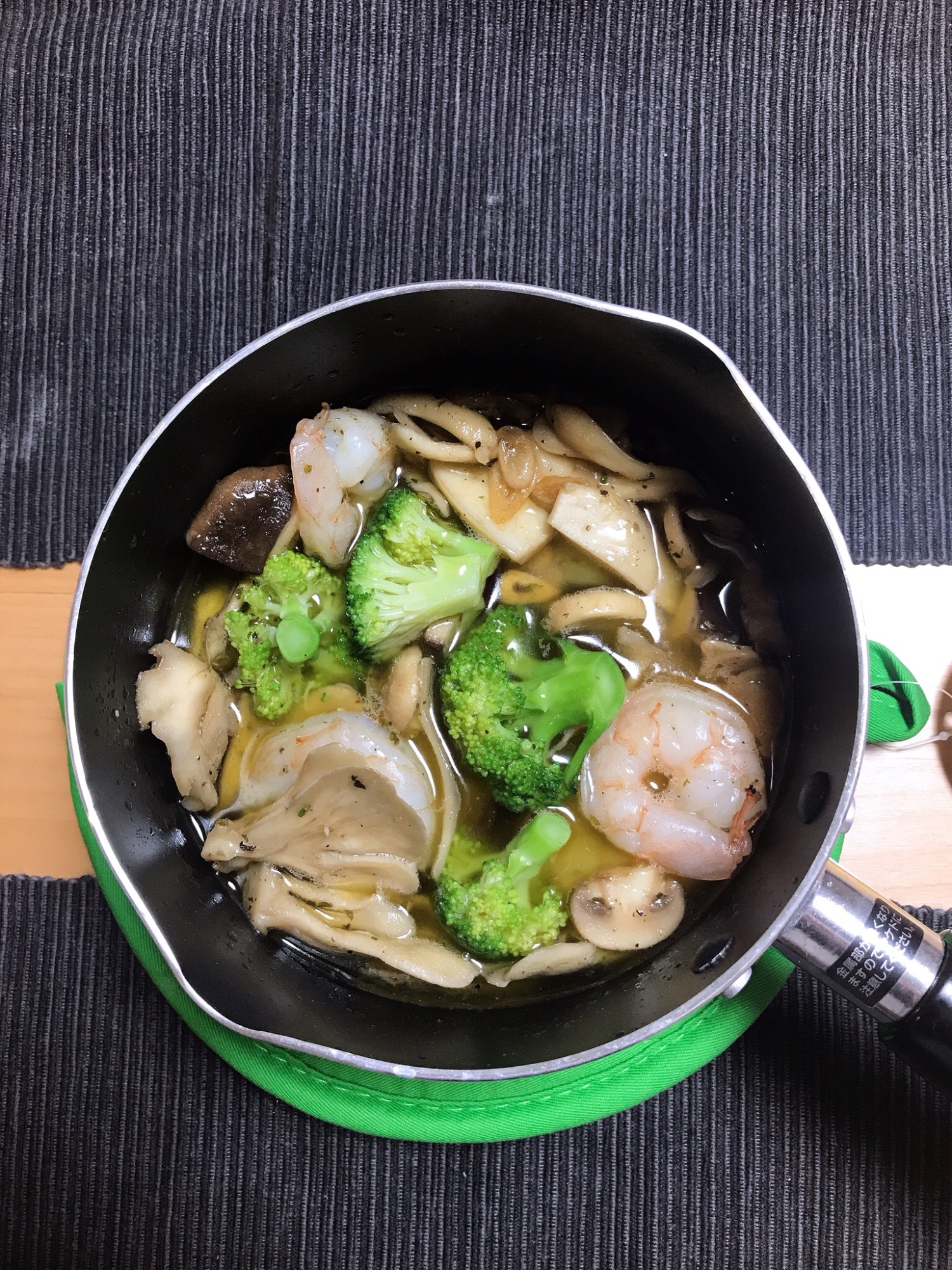 おうちで簡単アヒージョ レシピ 作り方 By しろくまーち 楽天レシピ