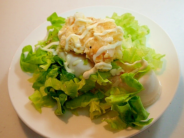 うま塩/マヨで　サラダ菜とポテトサラダの冷奴