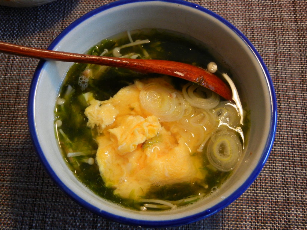 ふんわり卵と海苔のスープ