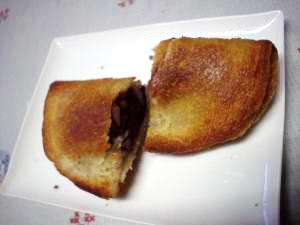 食パンで、揚げあんパン 簡単です!