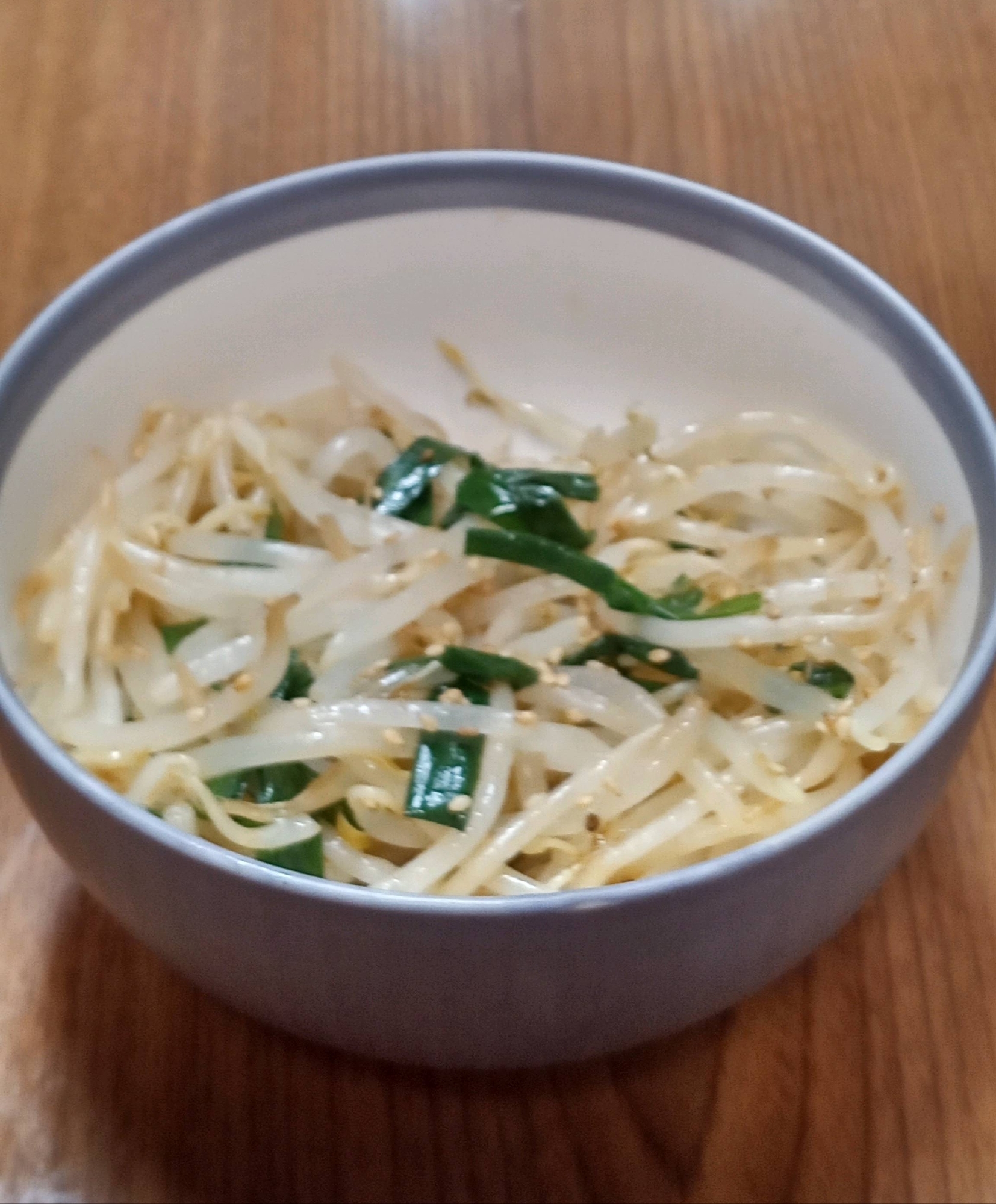 電子レンジで☆にらともやしのナムル