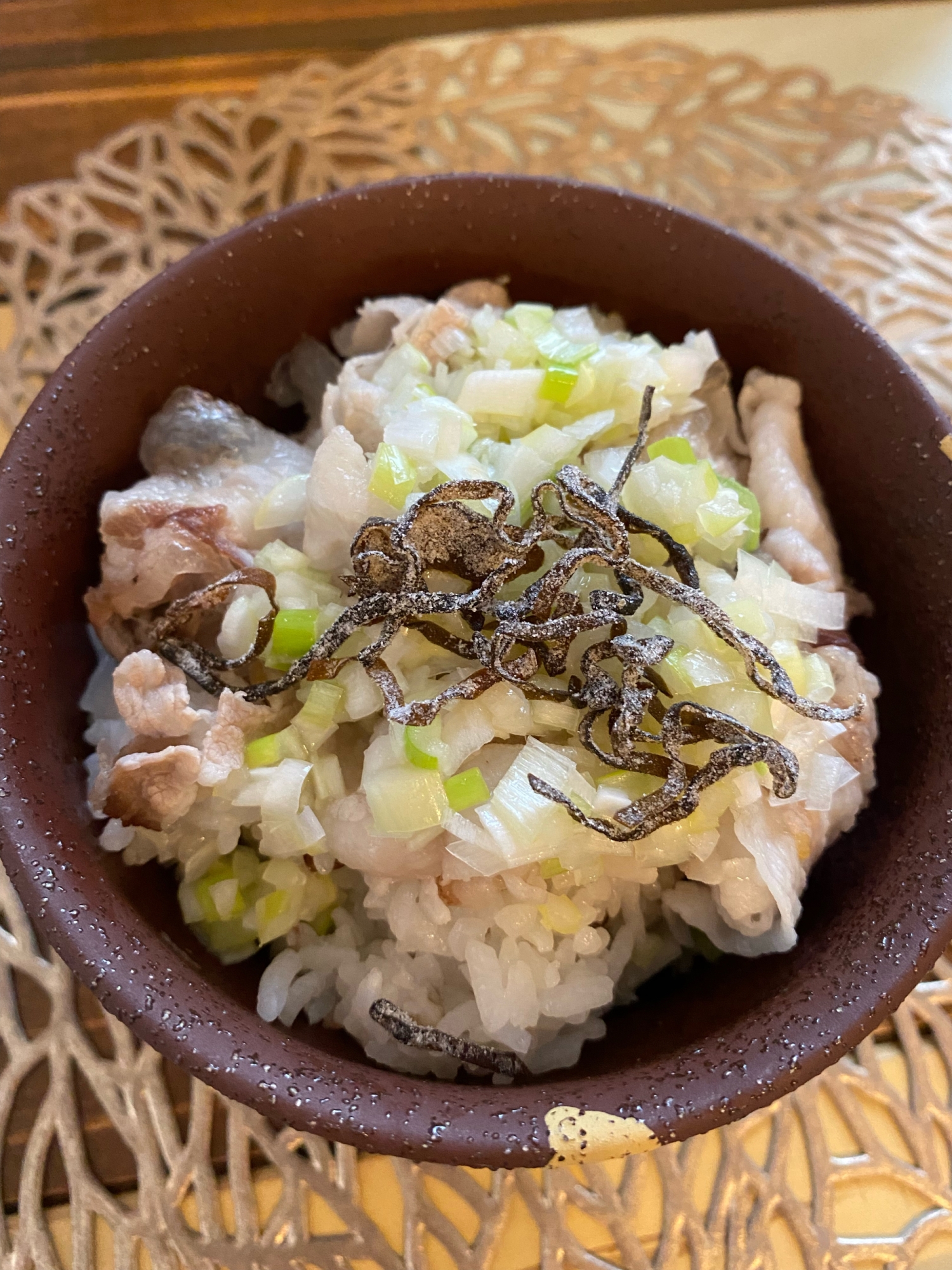 さっぱり♪ ネギ塩レモンでしゃぶしゃぶ豚丼