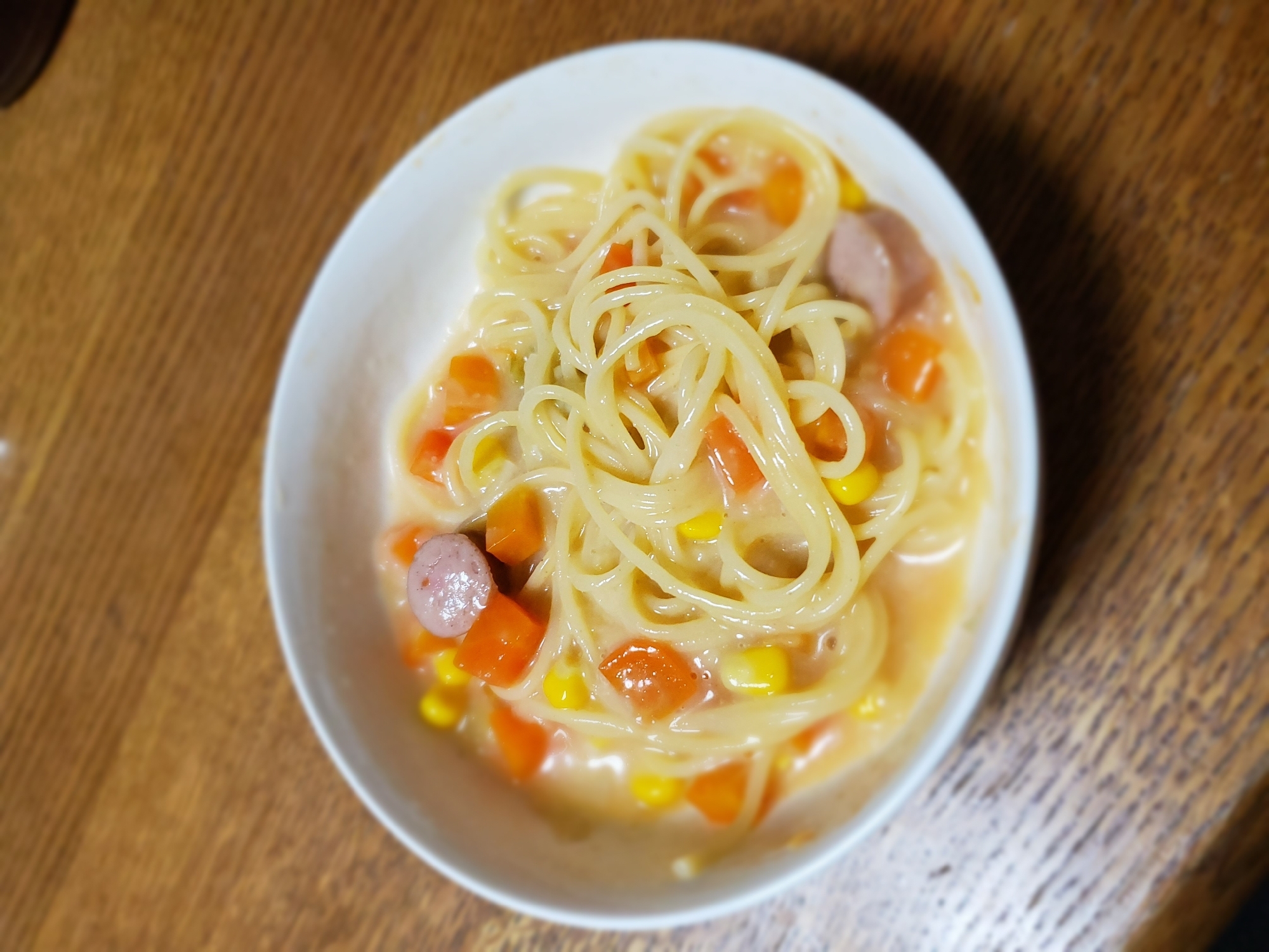 ポタージュスープで、パスタ