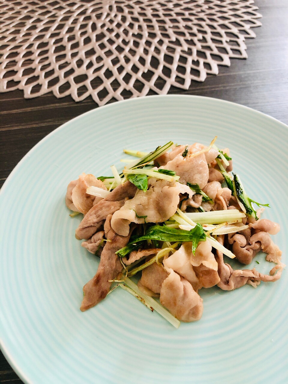 豚肉と水菜のレモン塩こしょう炒め