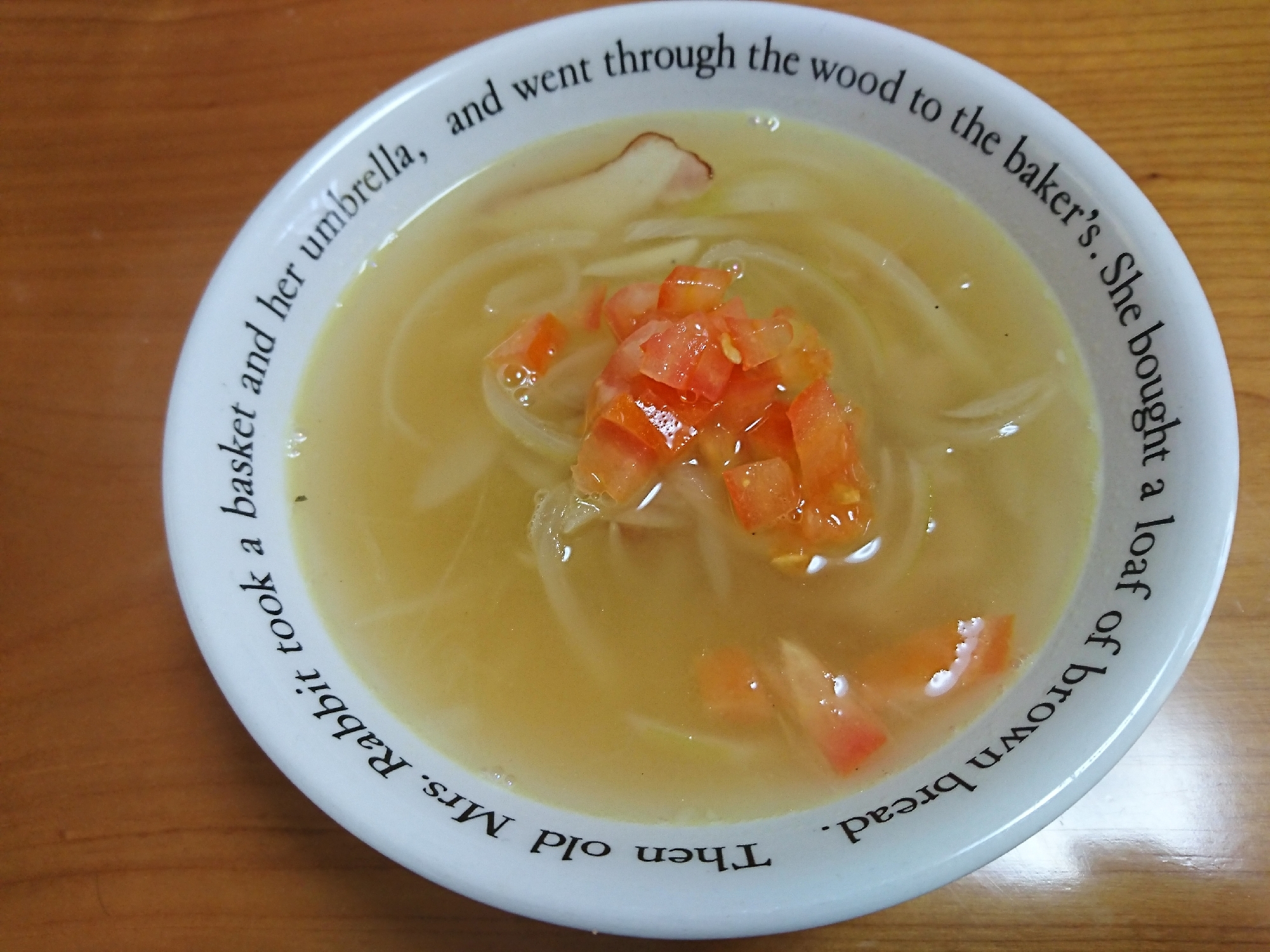 玉葱とベーコンのスープ