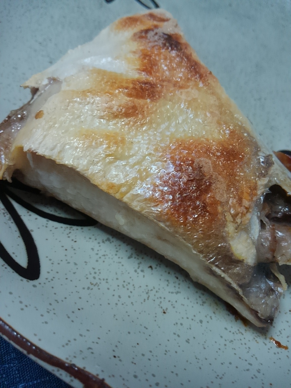 ぶりかま塩焼き 片付け楽チン グリルパン使用 レシピ 作り方 By 1つ 楽天レシピ ぶりかま塩焼き 片付け楽チン グリルパン使用 レシピ 作り方 By 1つ 楽天レシピ